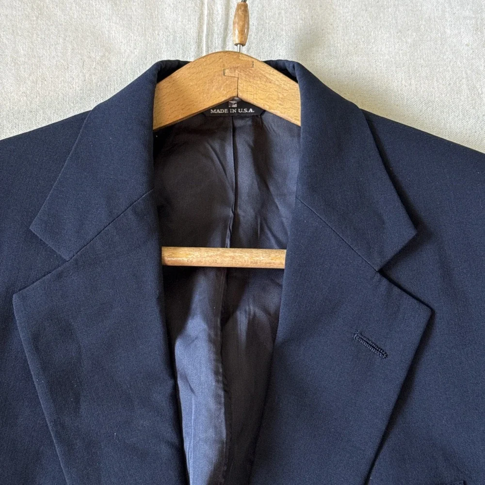 Polo University Club by Ralph Lauren Navy Blazer USA Gold Button Wool Sport Coat